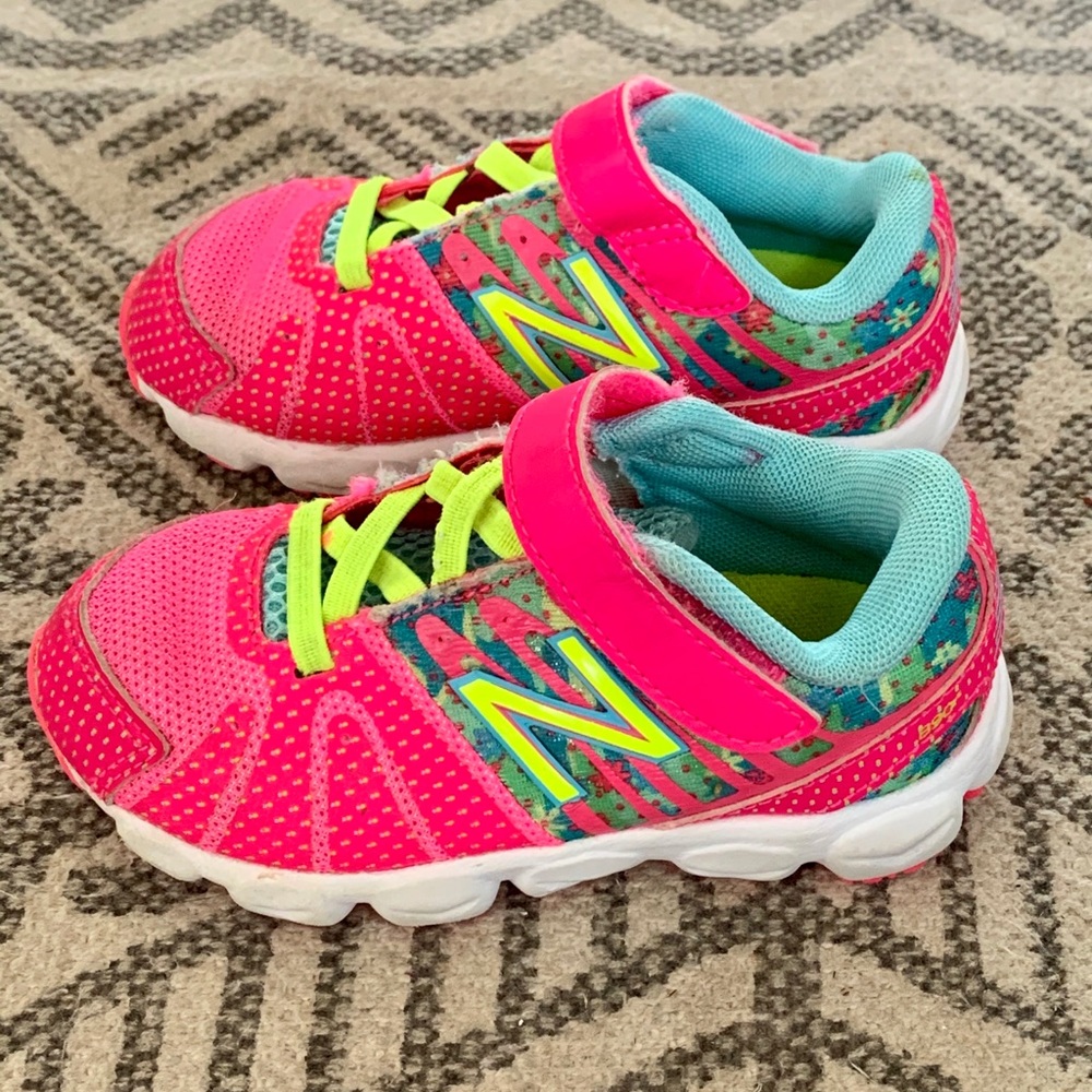 New Balance Sneakers Size 7.5 Toddler
